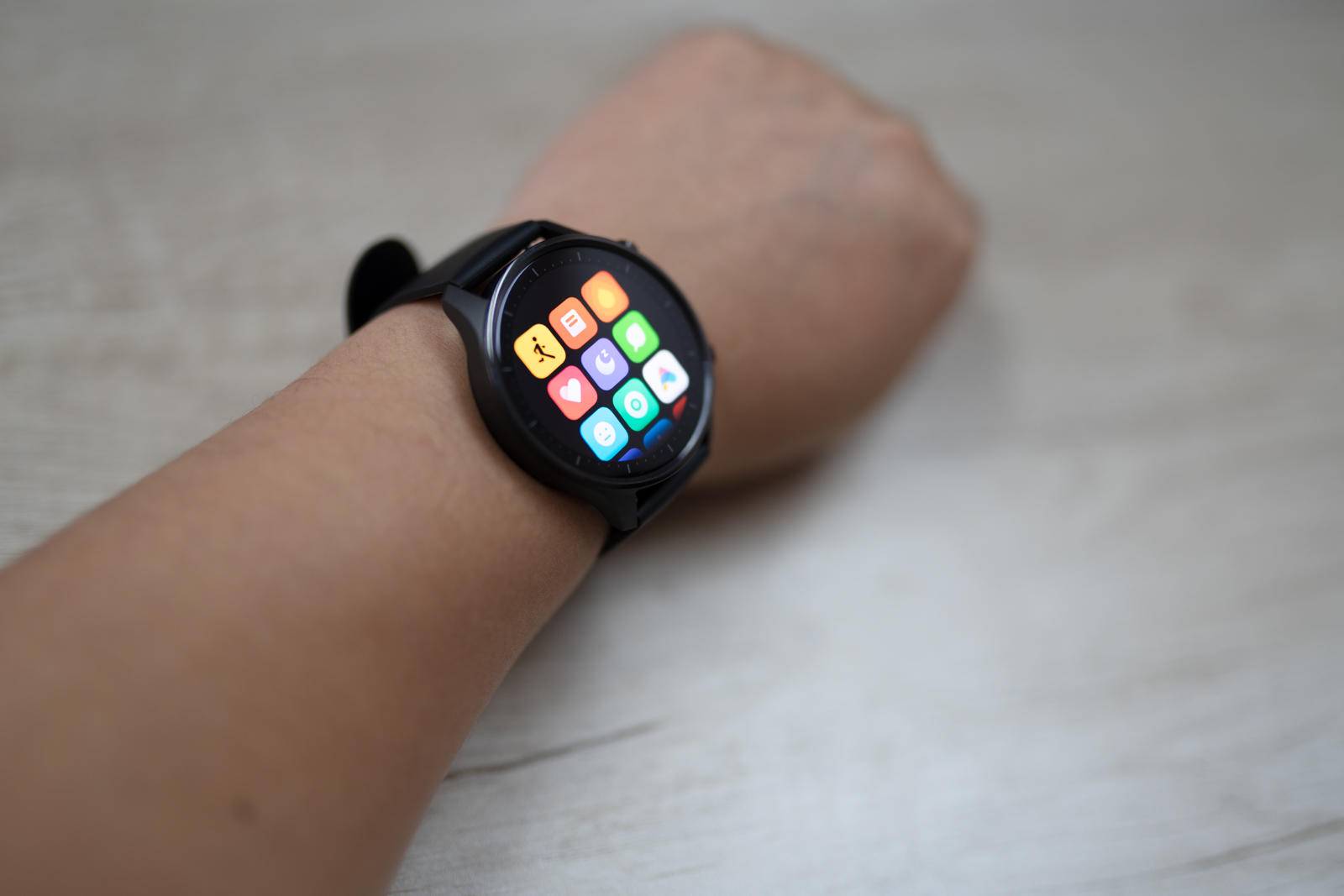 小米手表color上手体验,小米手表color运动版科技美学测评