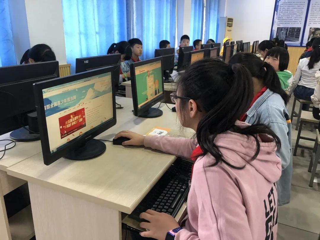 禁“翻墙”上网,树“绿色”网风