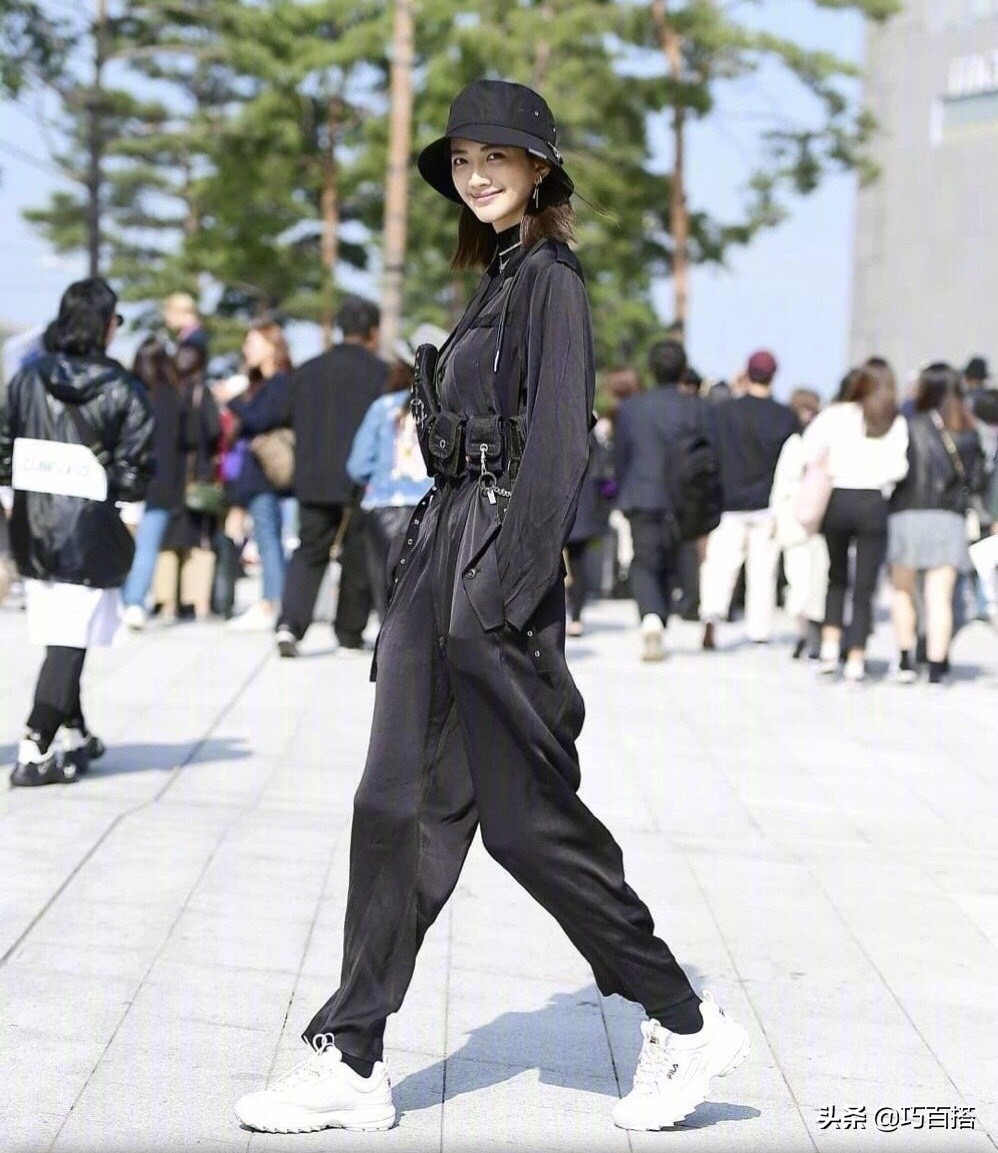 韩国街拍穿搭好看的小姐姐,韩国街拍高颜值小姐姐视频