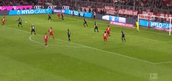 逆转巴萨姆巴佩帽子戏法,库蒂尼奥面对巴萨重拳出击