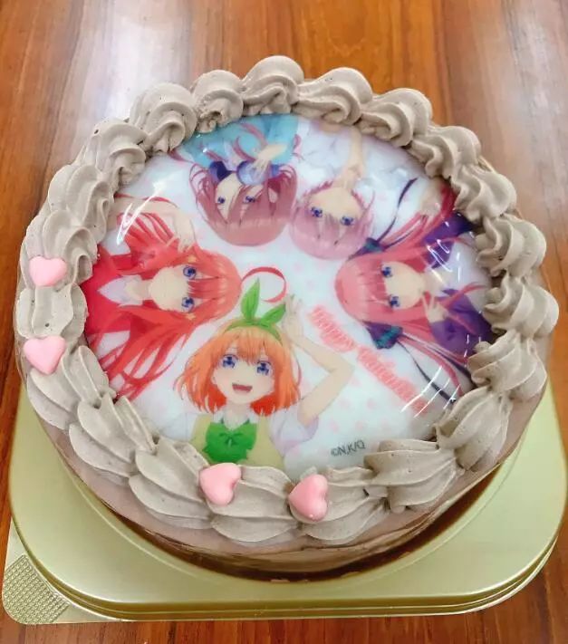 宅男们的福利,五等分的新娘举办情人节活动,蛋糕想带回去纪念