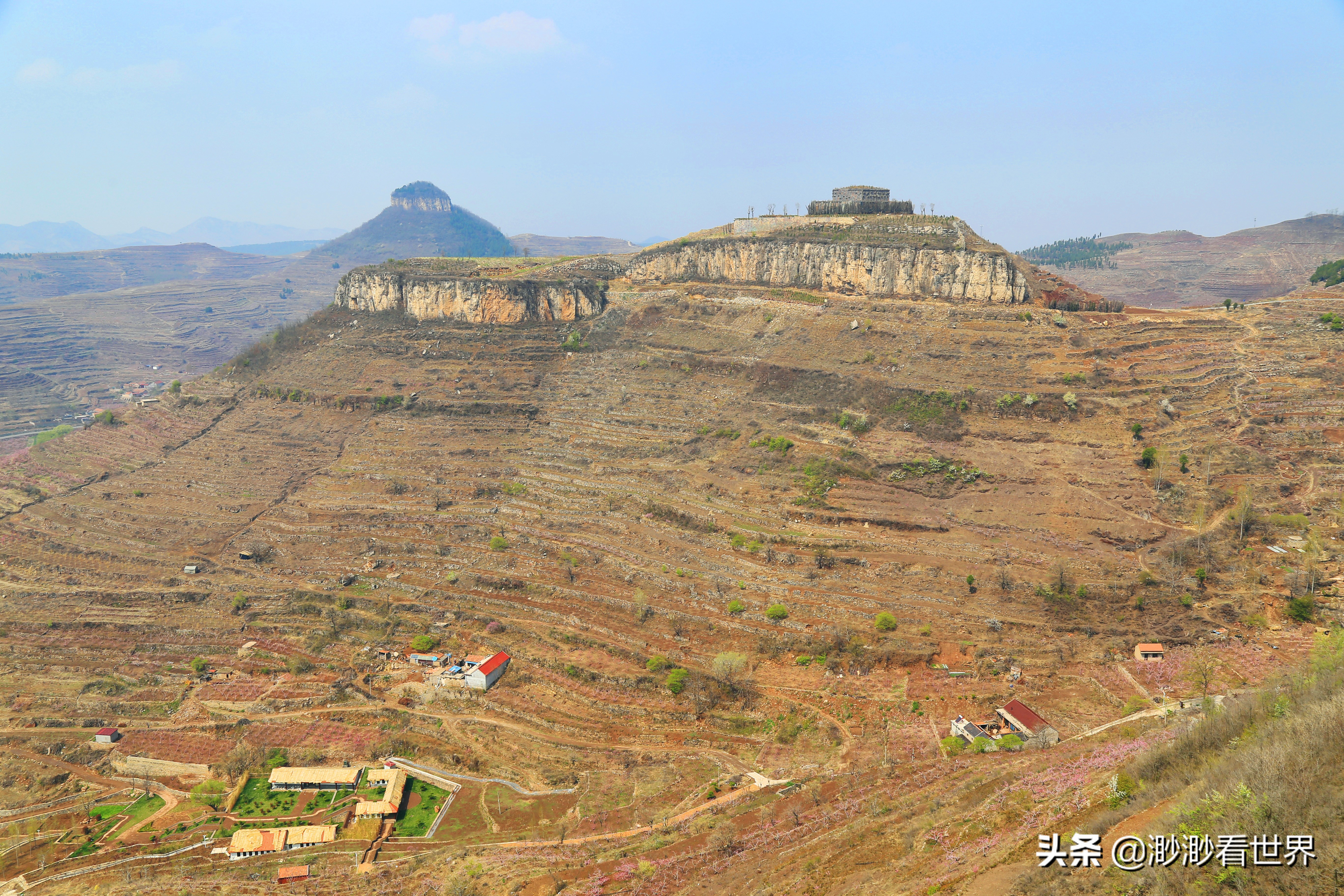 探索蒙阴岱崮地貌旅游奇景,沂南县岱崮地貌