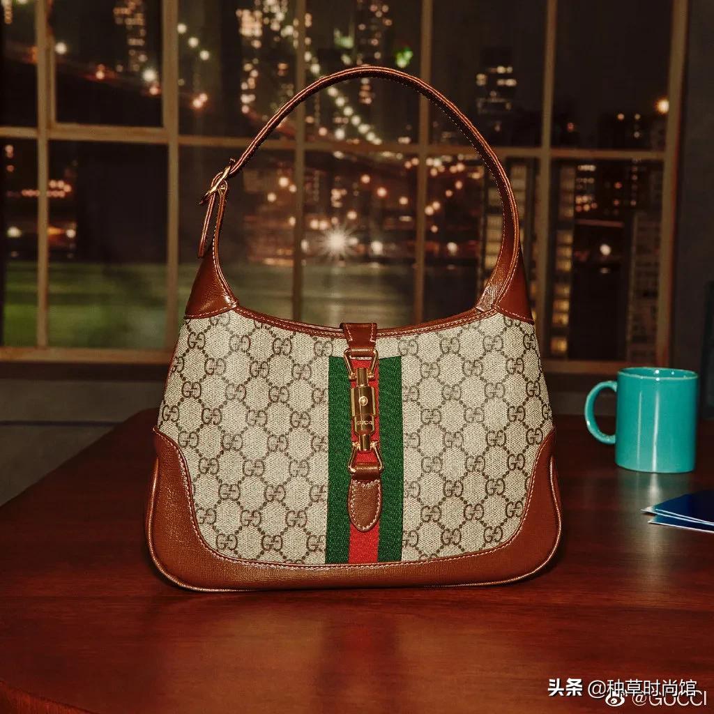 今夏必备的5款包包时髦炸了,5款神仙小众包包