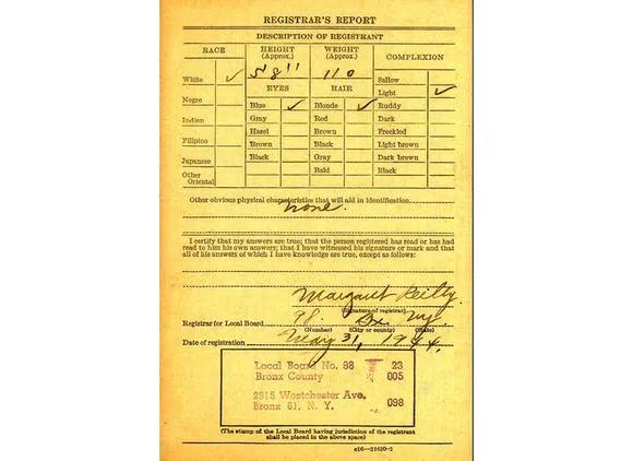 从乔治到克莉丝汀：二战后这个纽约的美国大兵变成了金发性感*物尤**