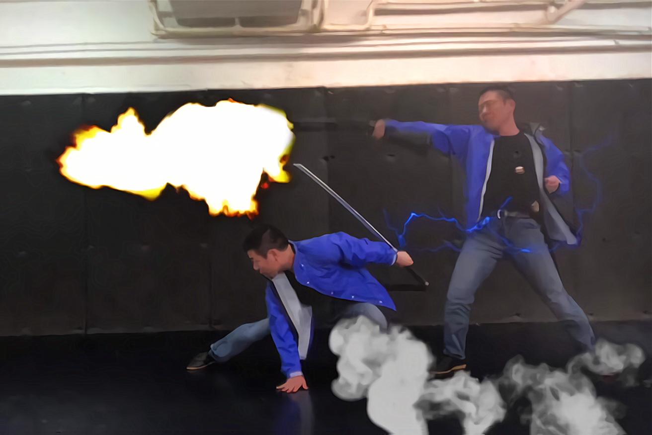 会做动漫特效的中二大叔你见过没?各种技能信手拈来,千鸟帅爆了