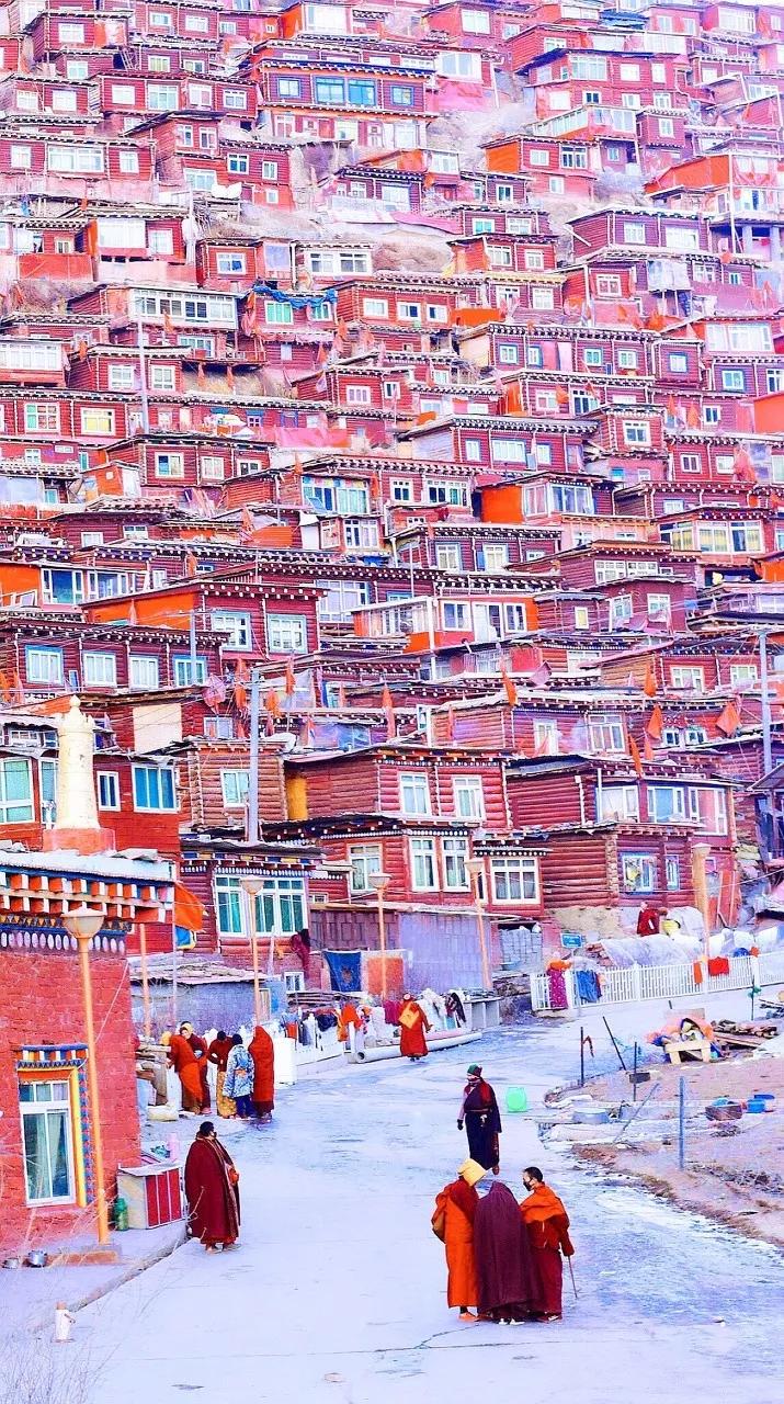 国内最适合一个人旅行的20个地方,一个人自驾旅行累了想回家