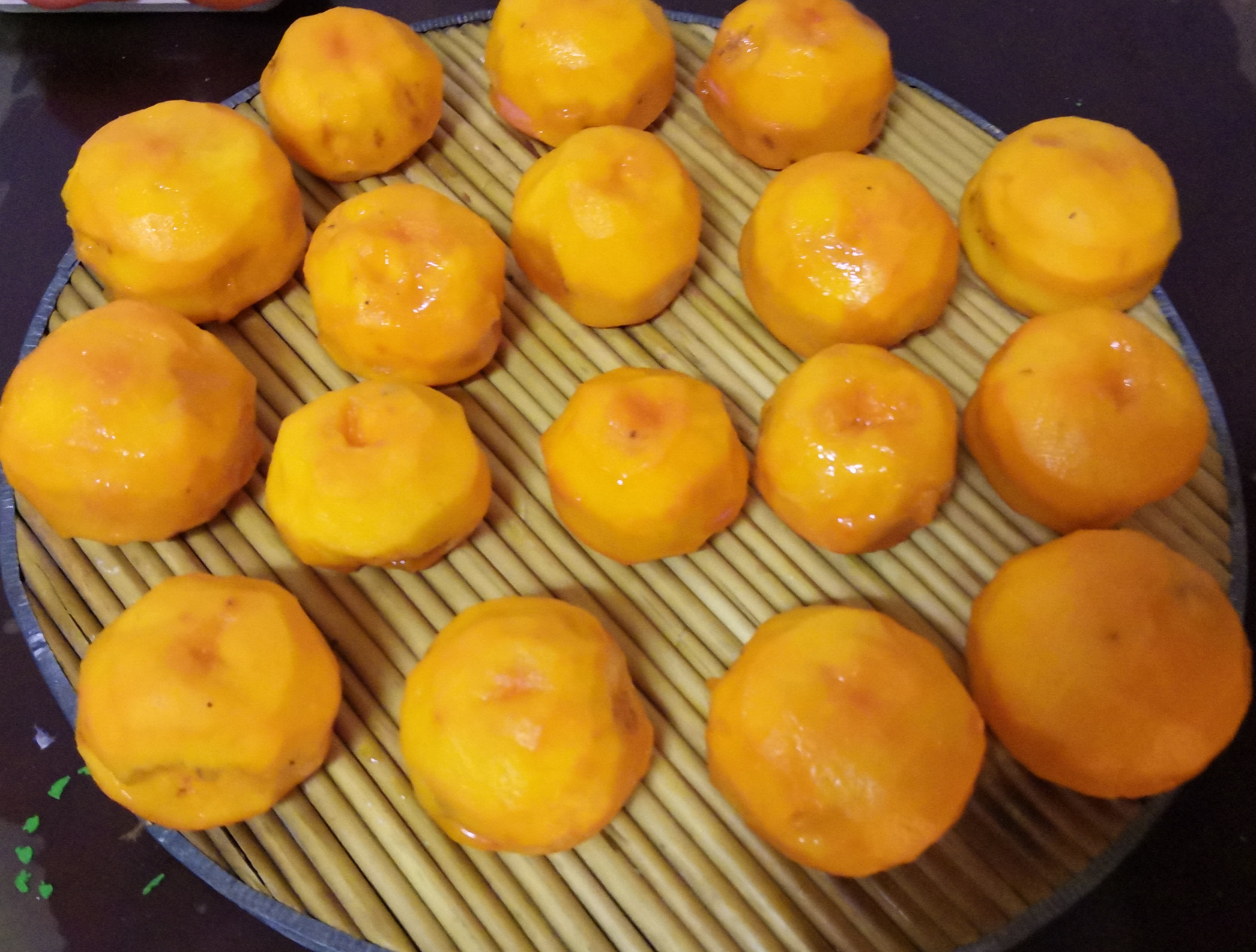 到农村采摘柿子,柿子从采摘到保存柿饼的全过程