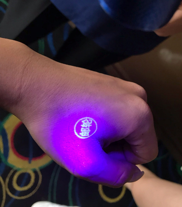 珠澳海湾夜游，看遍左手澳门右手珠海的繁华