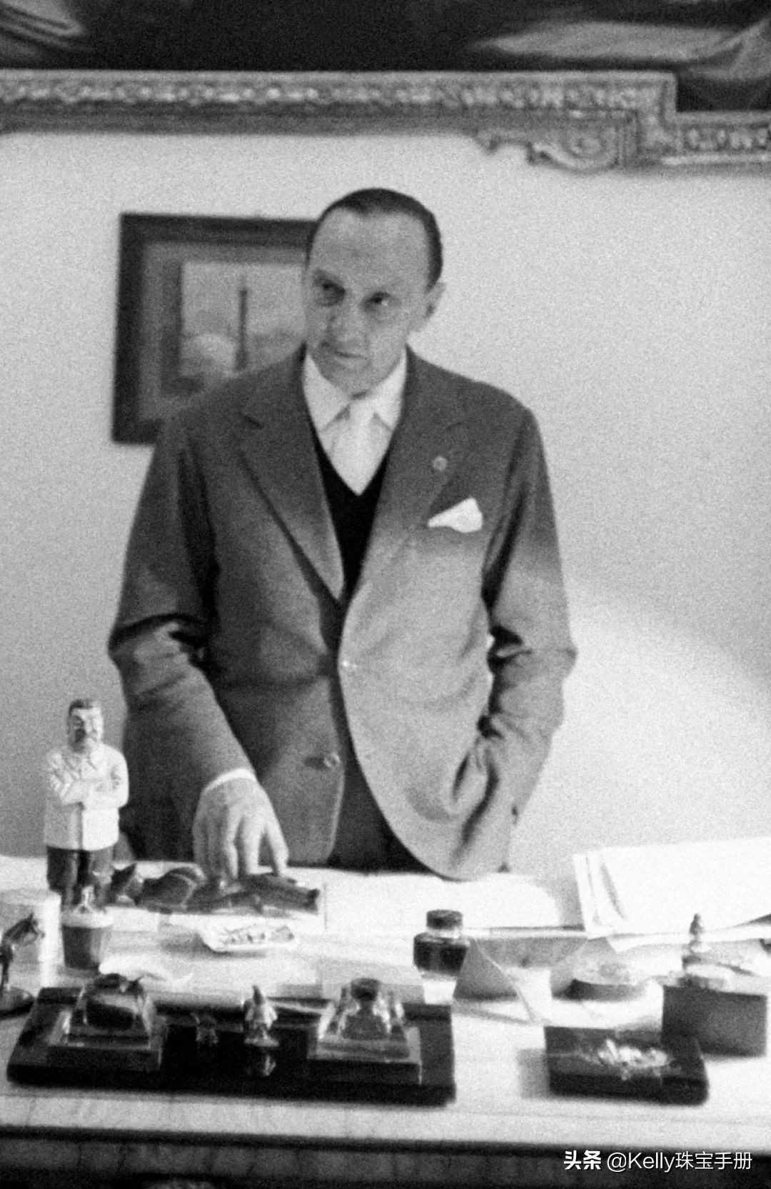 佳士得卖给卡塔尔皇室的4000万美金粉钻,是“被偷走的财产”?