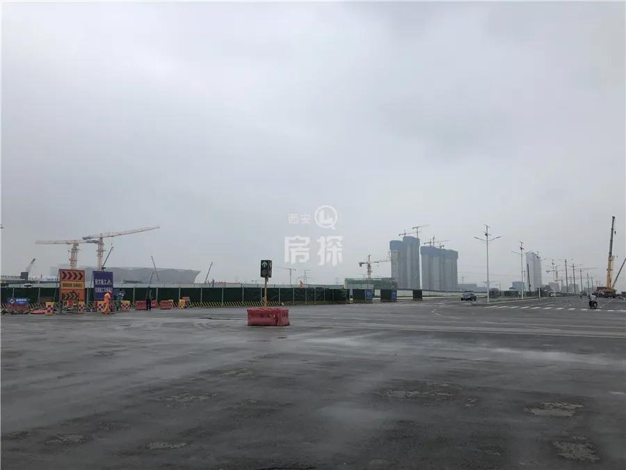 探盘放底价,放风价9800元新楼盘