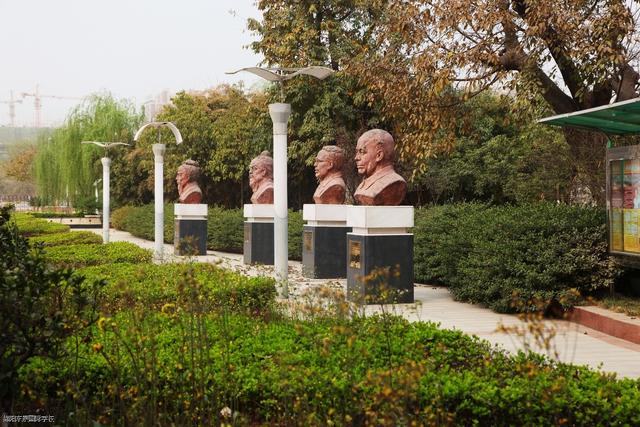 四川绵阳哪所中学好,绵阳一中和绵阳南山哪个好