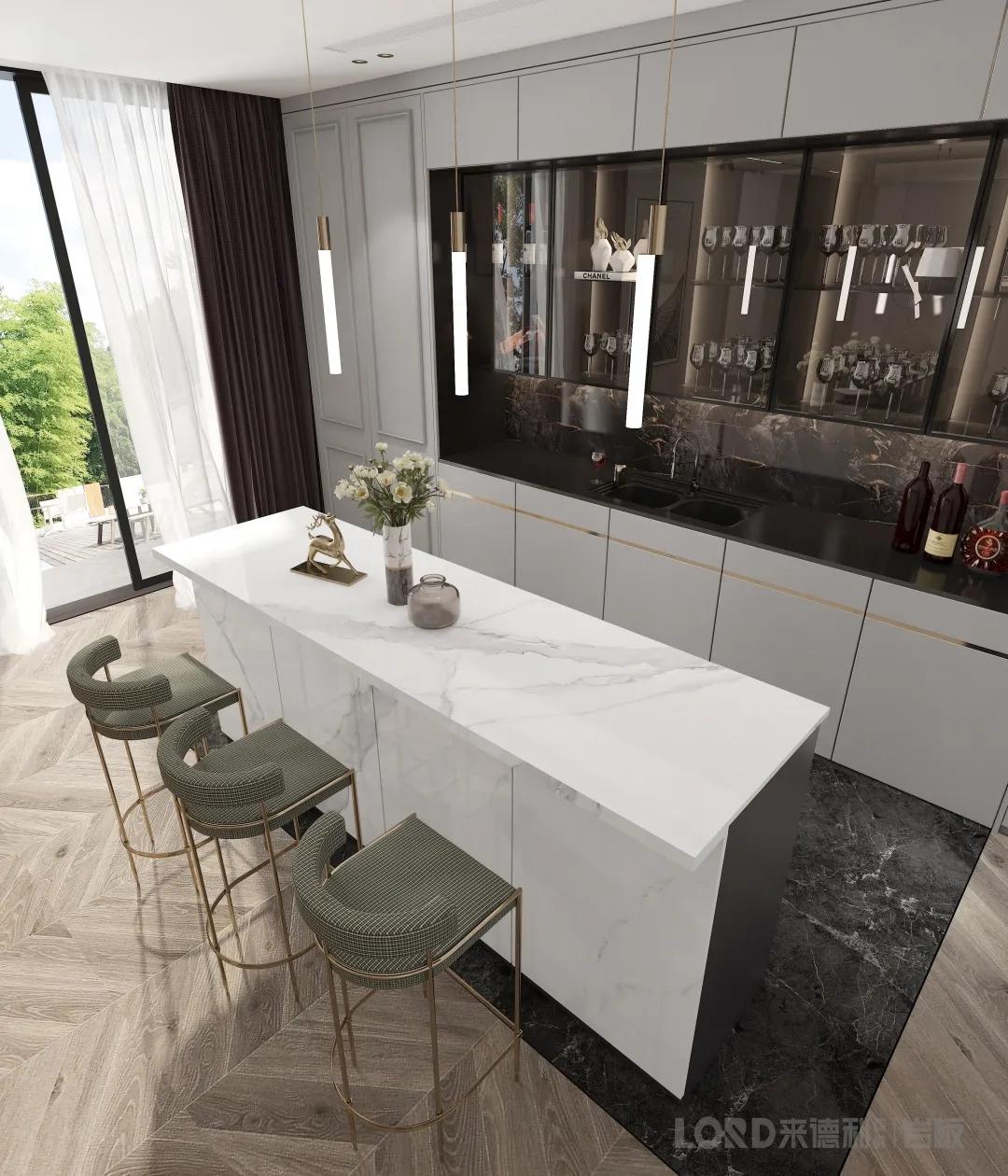 繁复而奢靡,繁复而精致