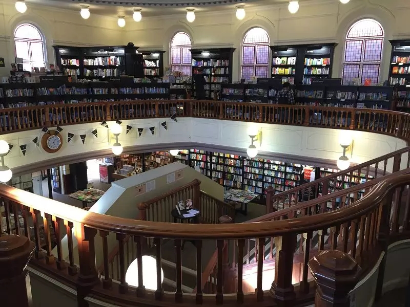 带孩子逛书店看到一套读物,带孩子看看书里的世界