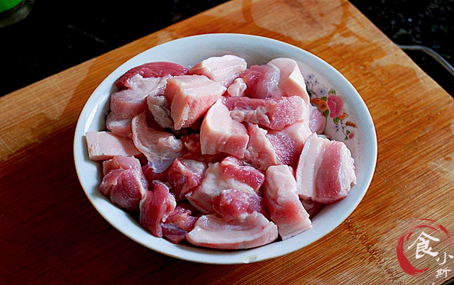 红烧肉做好不入味的补救方法,红烧肉炖土豆什么时候放盐