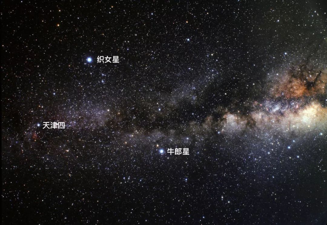 宇宙中真实的黑洞有多大,宇宙中最神秘的黑洞是什么样子