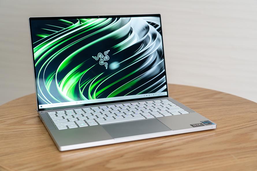 雷蛇razerbook13粉晶版评测,razerbook