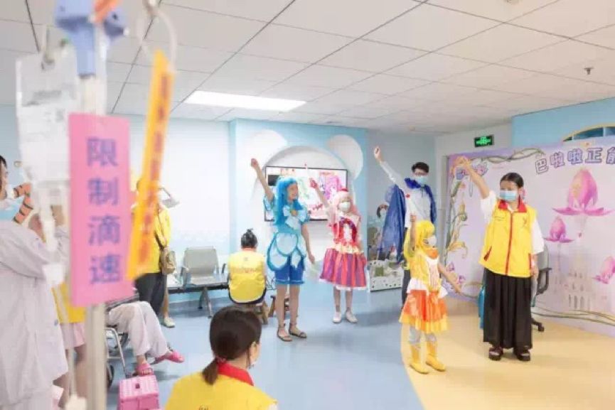 癌症儿童的阿拉丁神灯：我有一个梦想实现，明星们也来帮忙