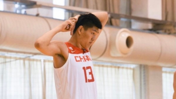 周琦能力仍然碾压刘传兴,刘传兴青岛年薪