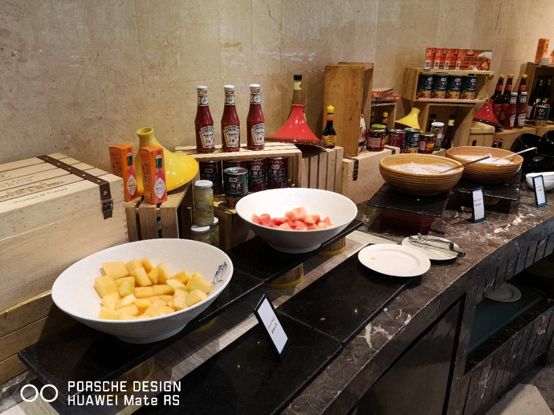 南京下关滨江希尔顿,南京世茂滨江希尔顿酒店电话号码