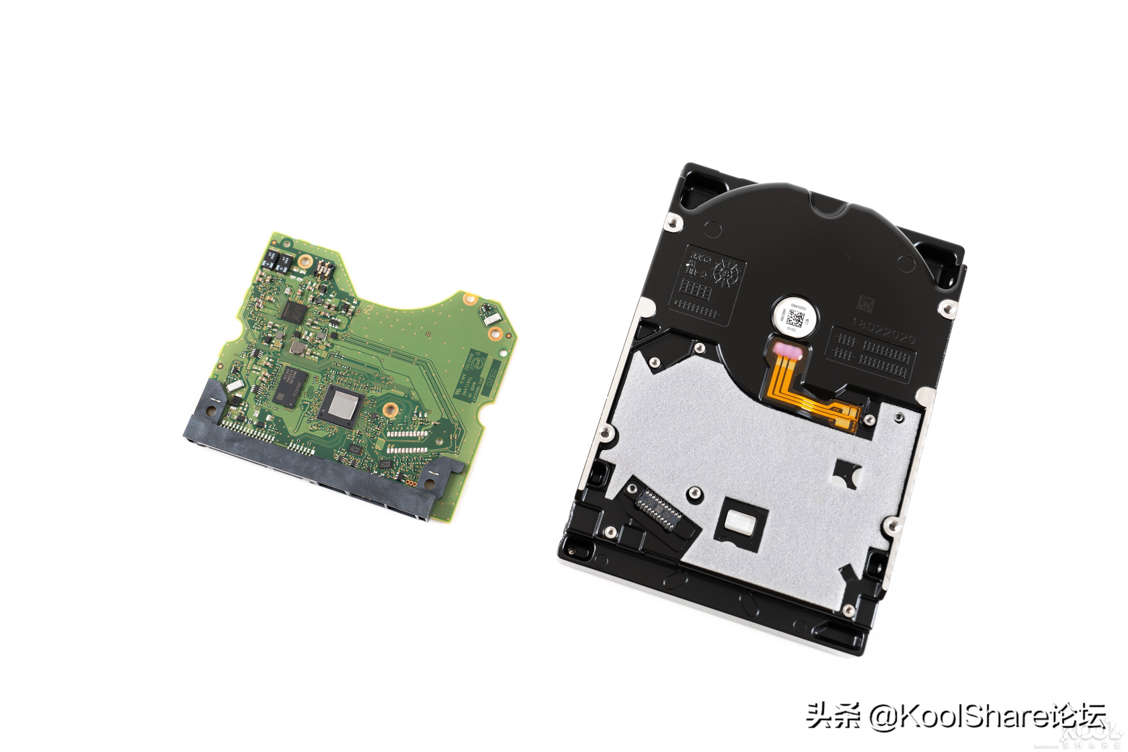 ASUSTOR爱速特旗舰NASAS7110T拆解评测