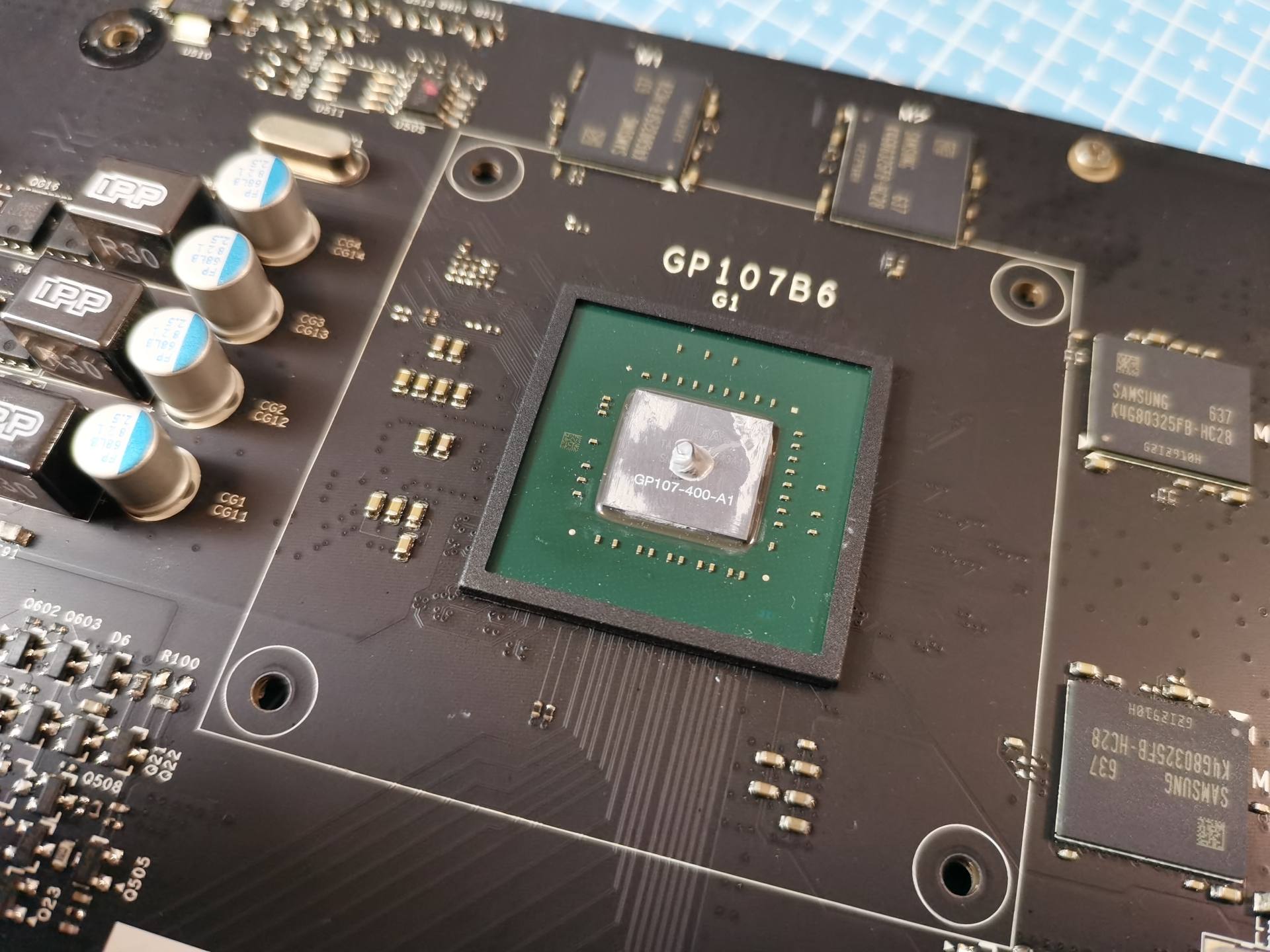 单风扇显卡换硅脂,显卡换风扇还是换硅脂好