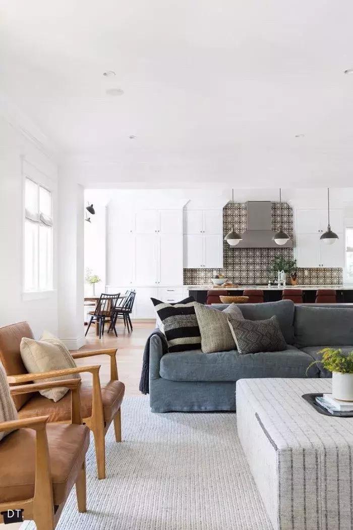 沙发是家里用的最好的软装,沙发是家里最温暖的角落