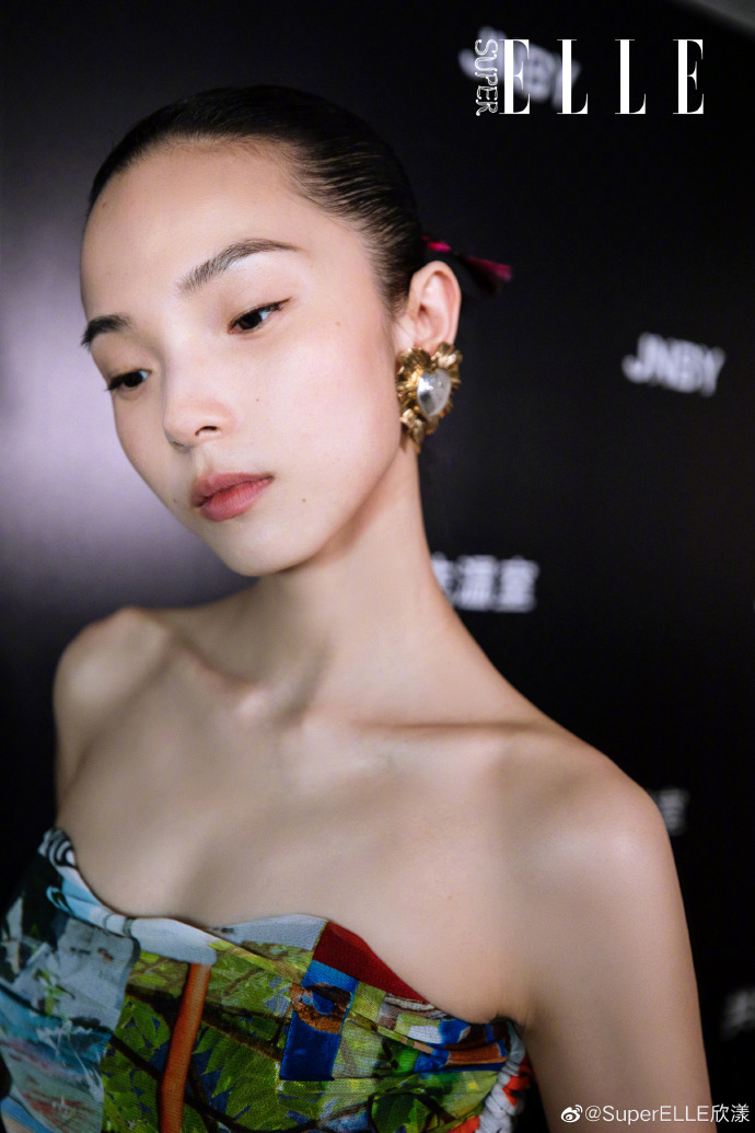 金大川雎晓雯婚后首同框,雎晓雯与金大川举办婚礼事件