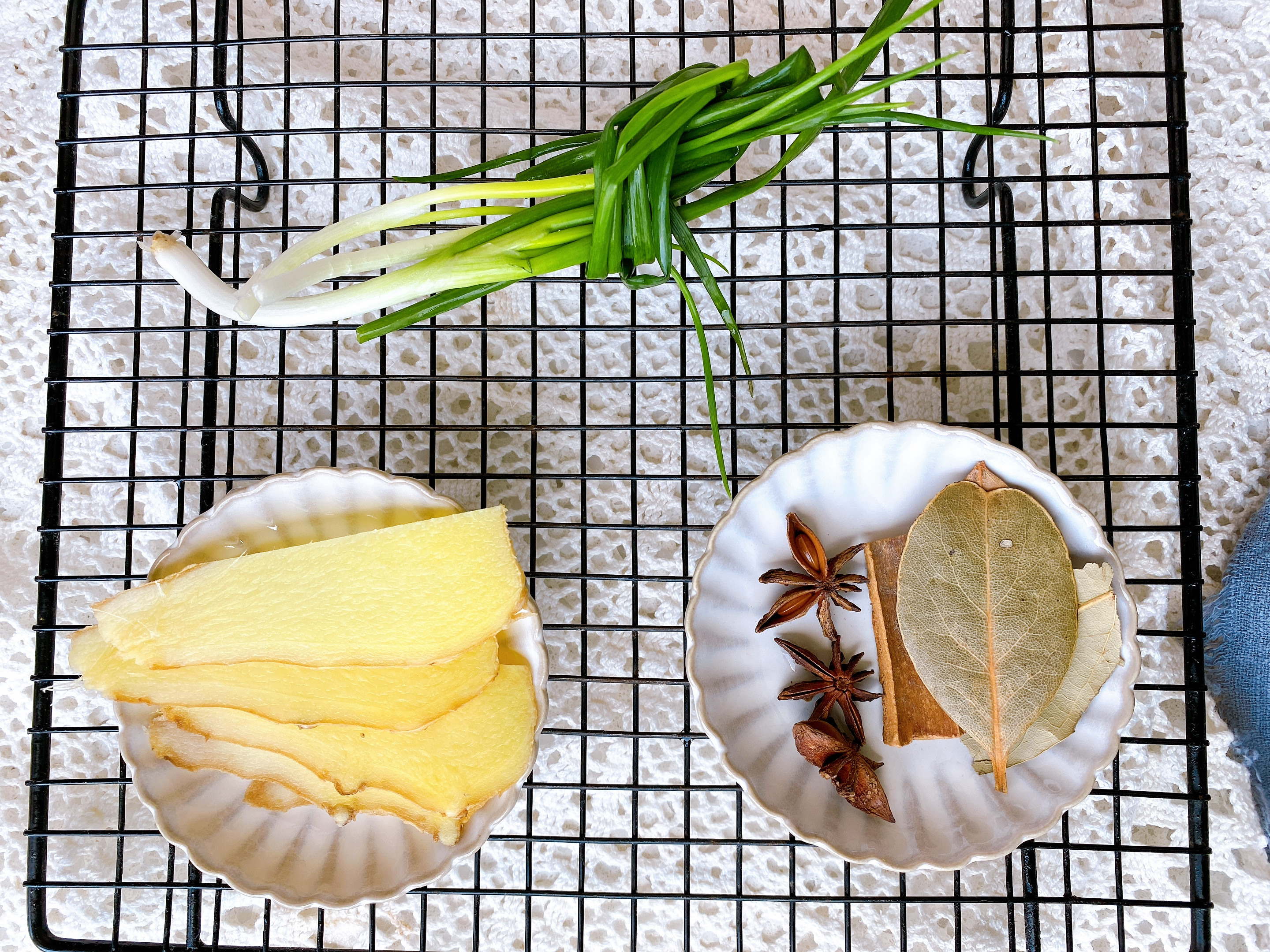 整只鸭子做卤鸭怎样做才好吃,做卤鸭用什么鸭子比较好