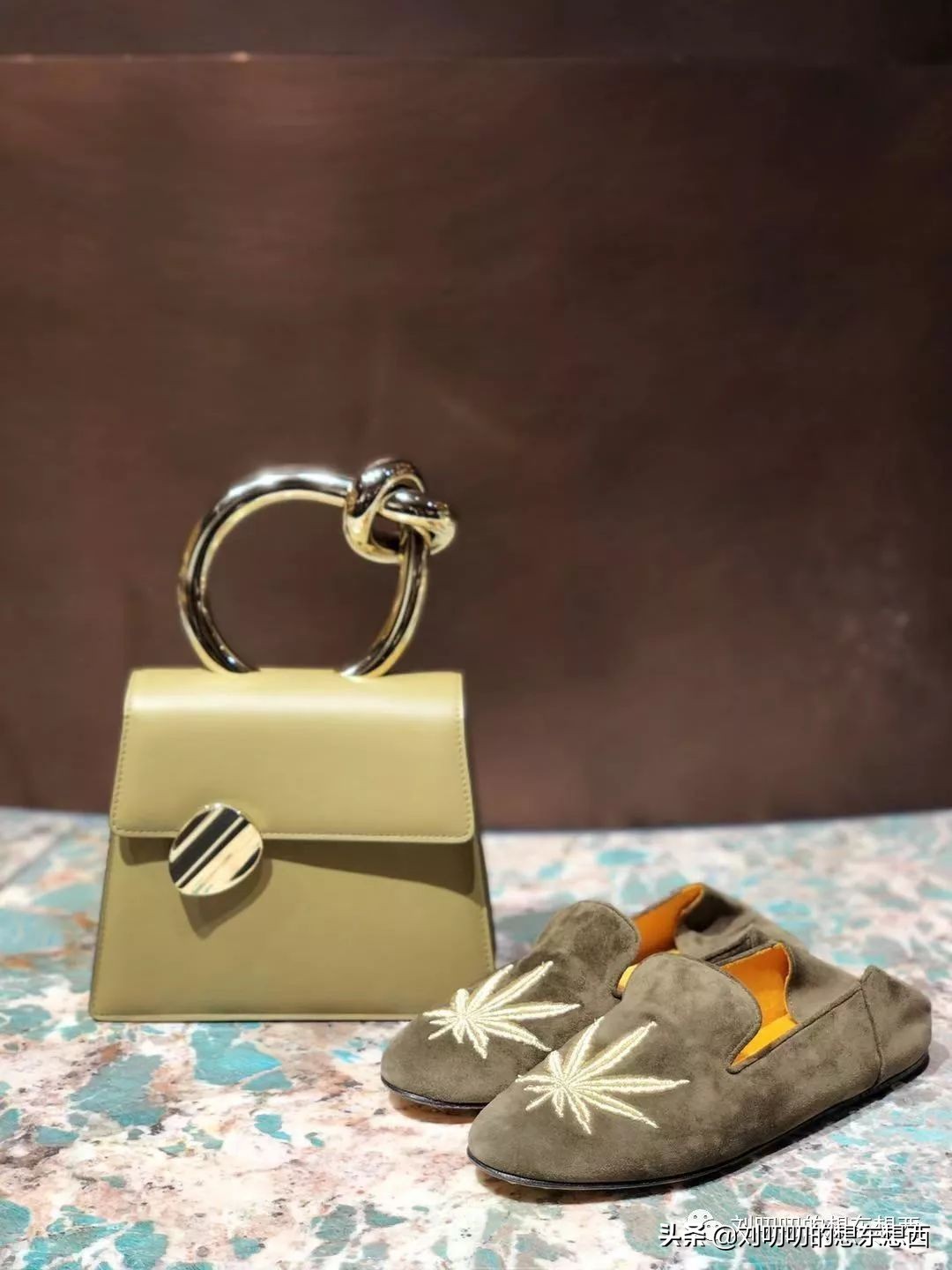 办公室穿搭这一套超温柔的,ol办公室穿搭冬天