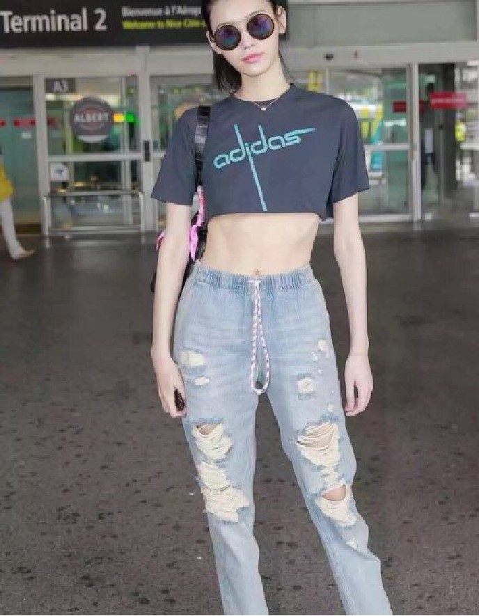 超模连生二胎,超模嫁到豪门生孩子