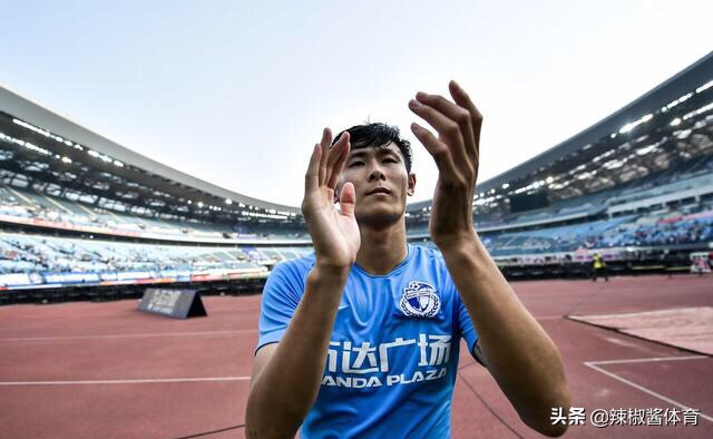 一方小将登场,一方小将