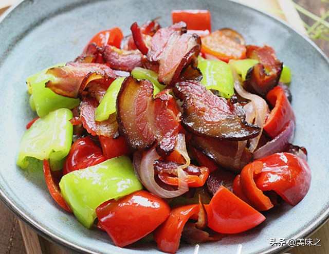 腊肉炒菜简单做法,腊肉炒菜的正宗做法