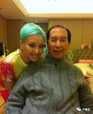 赌王的四个老婆现在状态,赌王四个太太的孩子们关系好吗