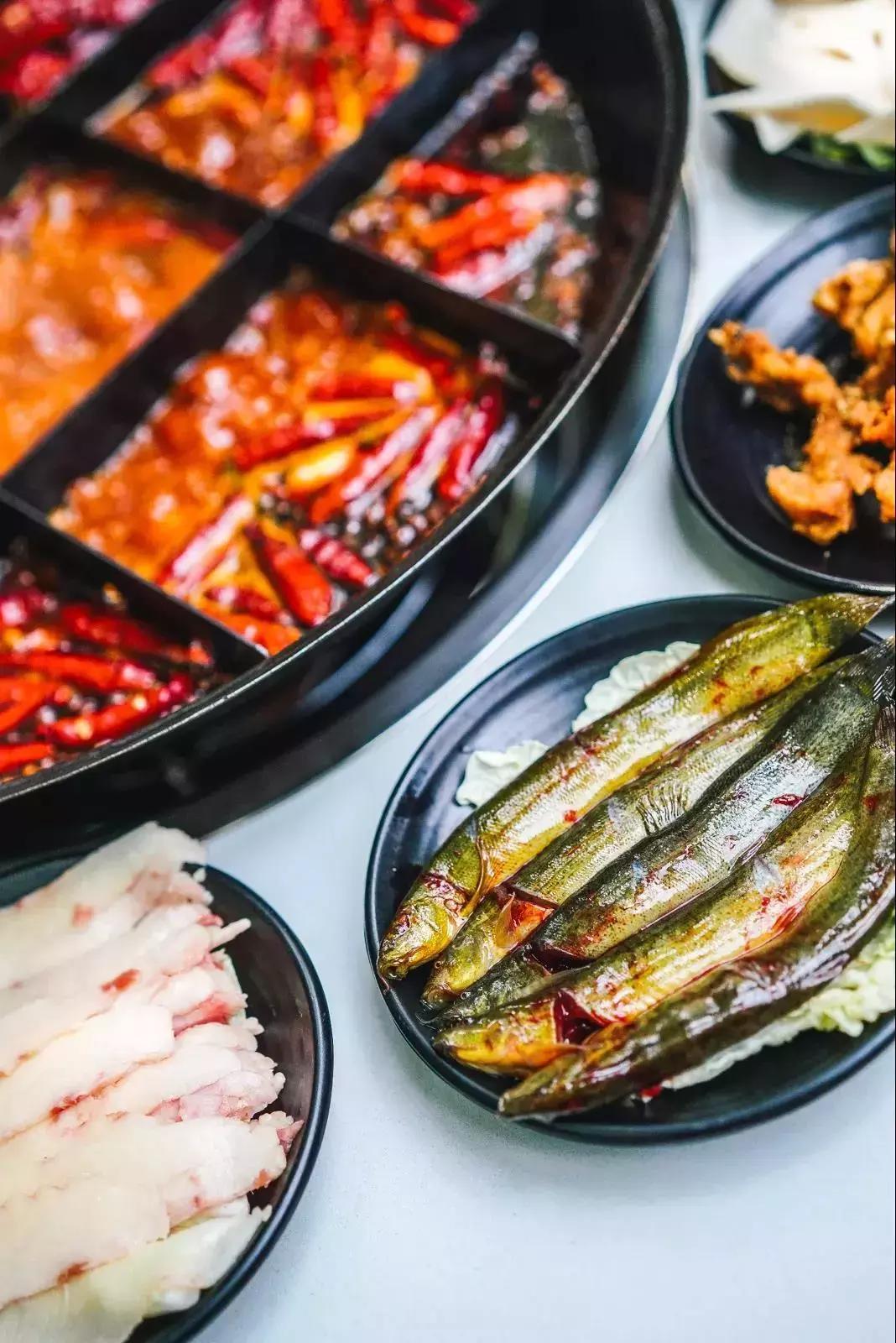 从钢管厂五区晃到莲花新区