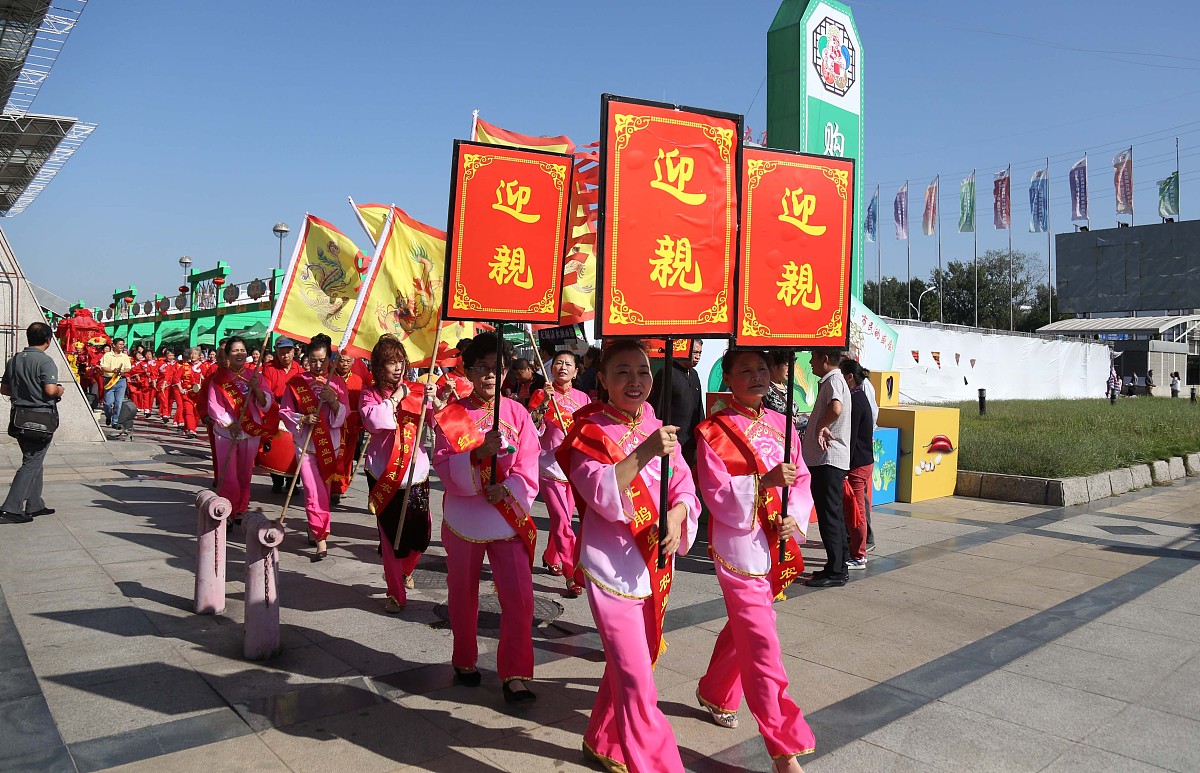 内衣不合身接亲被拒,内衣不合适拒绝迎亲