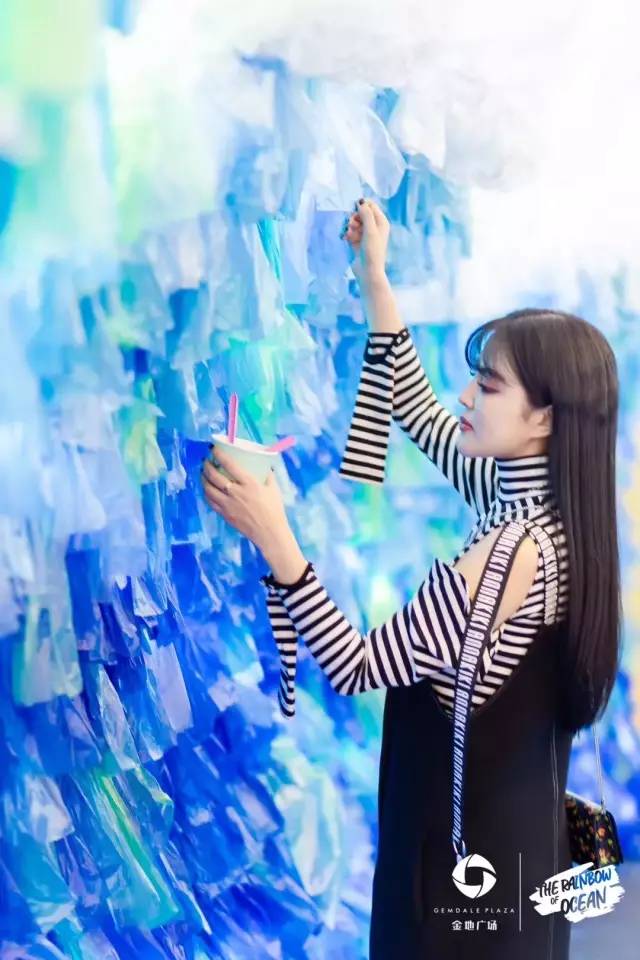 喜茶、和府捞面、兰巴赫……齐聚曲江老牌商场,等你Pick!