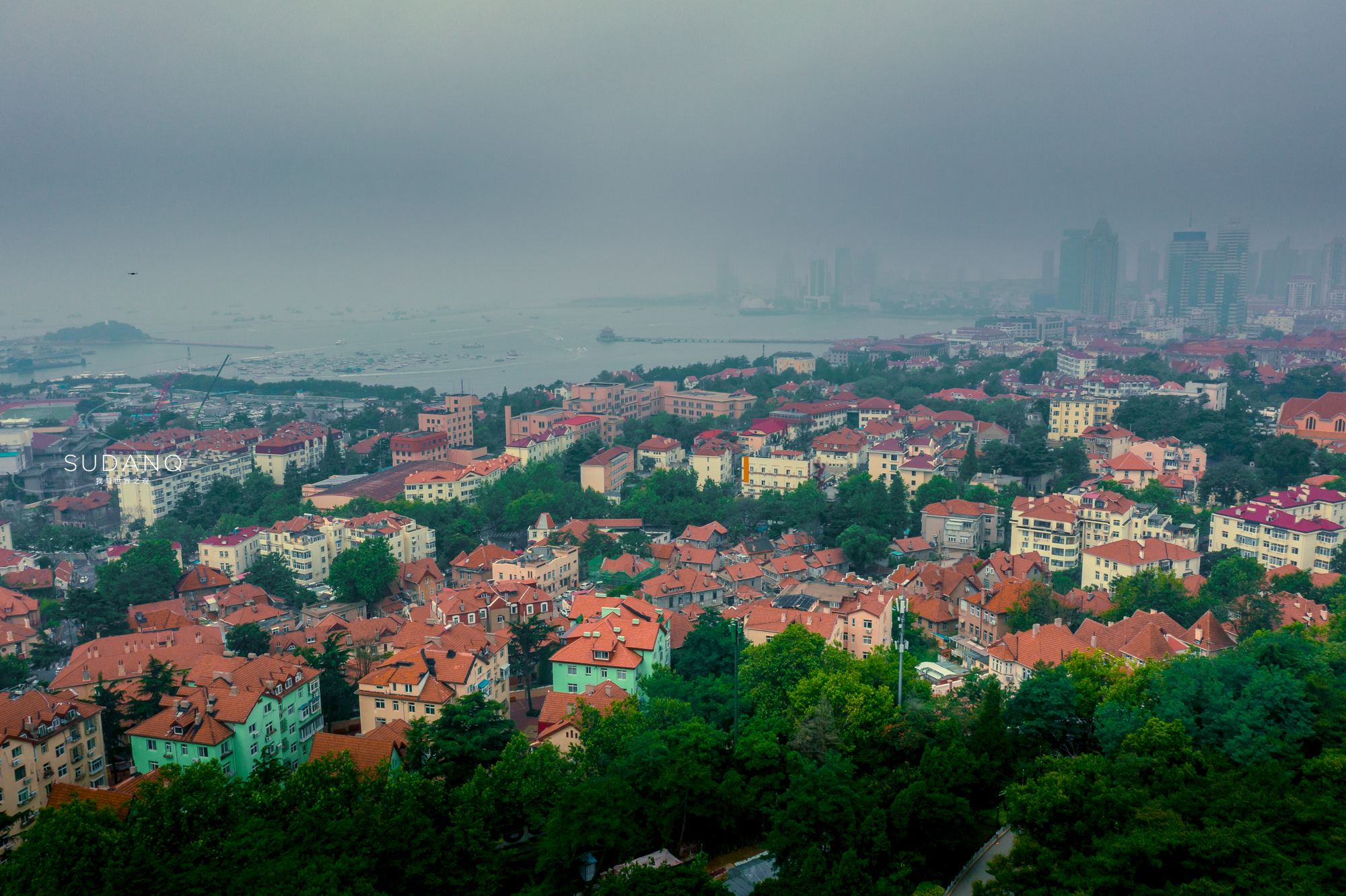 青岛是山东的省会,青岛经济超过山东的城市