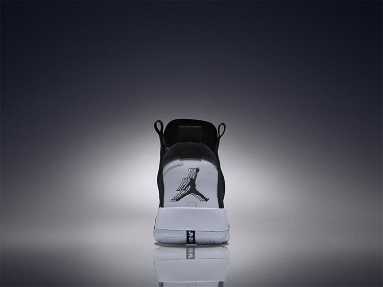 aj1和yeezy哪个值得入手 (aj1和yeezy哪个值得买)