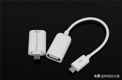 怎样将百度下载的视频保存到u盘,怎样把手机里的视频转到u盘里