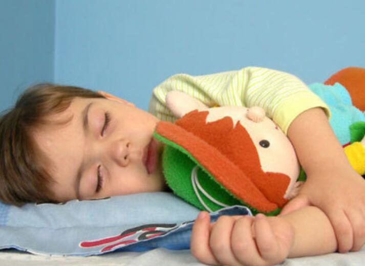 儿童的睡眠时间多少最佳,6-7个月宝宝睡眠时间表