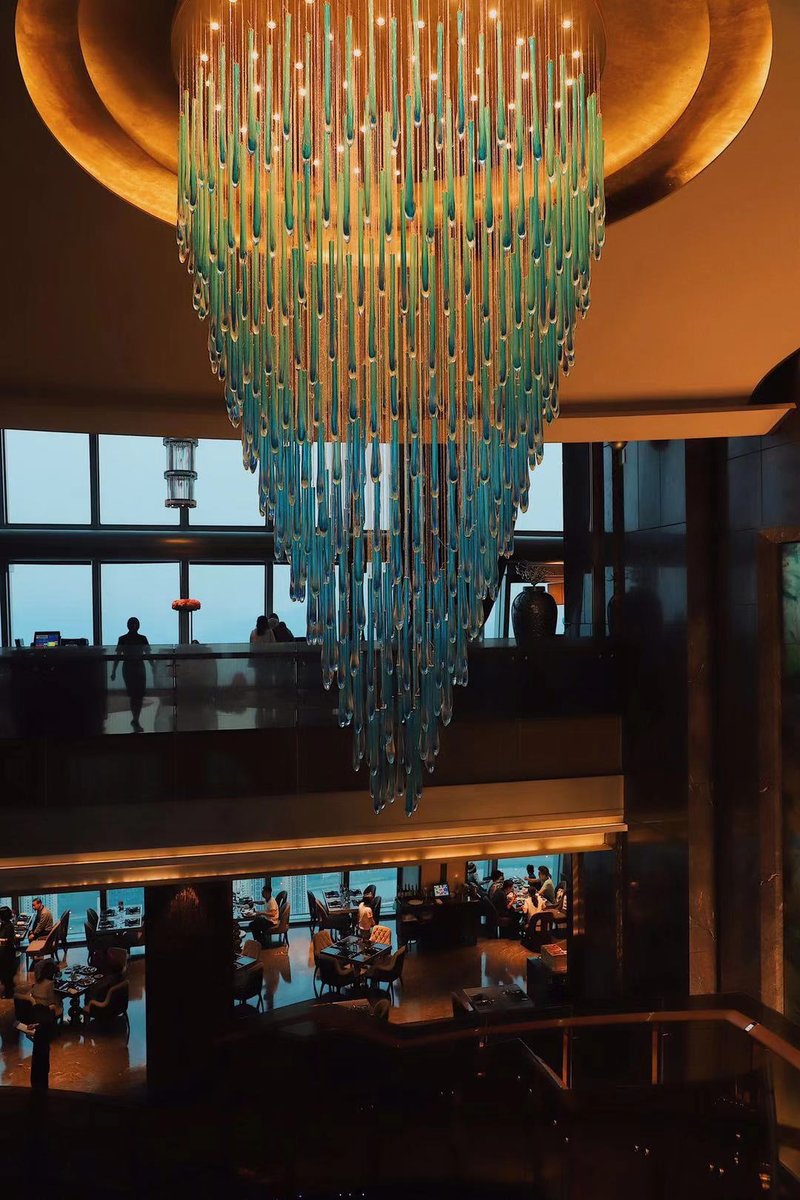 带朋友访深第一站，当然是云上深圳瑞吉