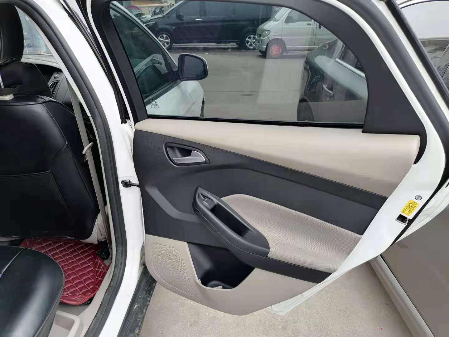 福克斯3年7万公里,3年的福克斯二手值多少钱