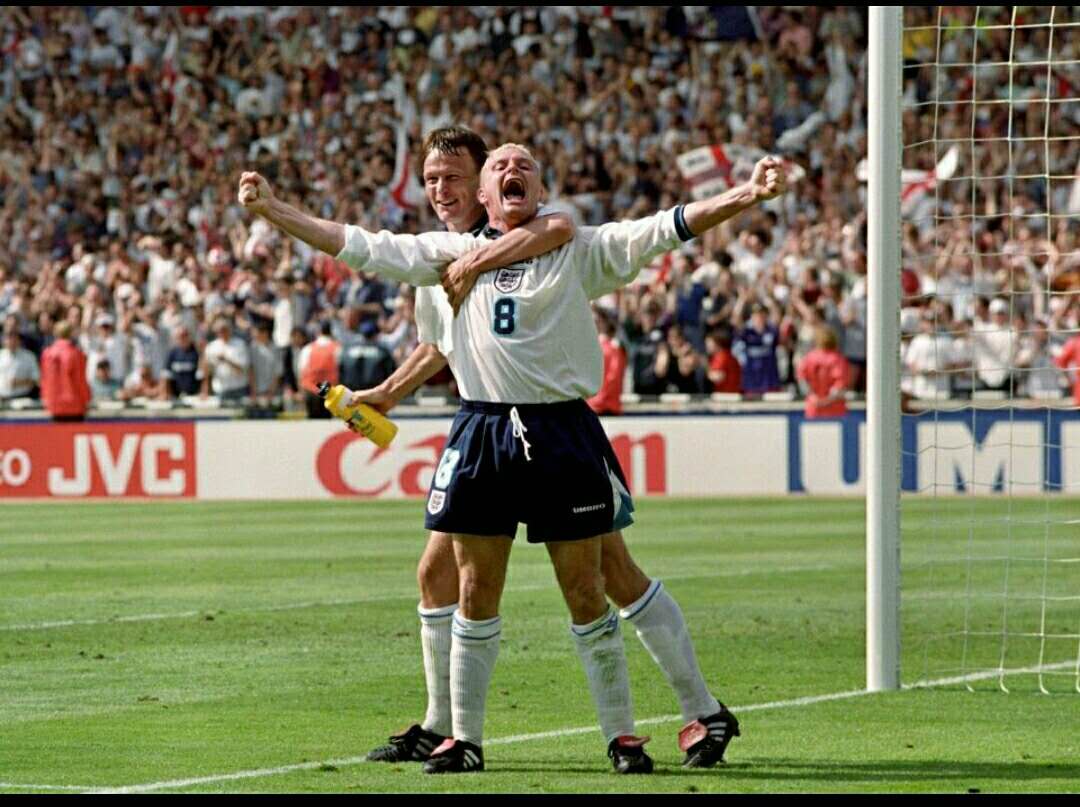 英格兰最年轻的足球天才,英国天才足球运动员