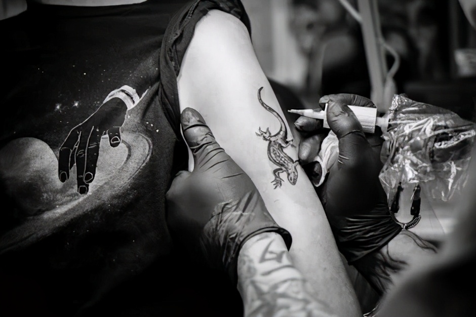 纹身是一种什么感觉,纹身到底是什么感觉