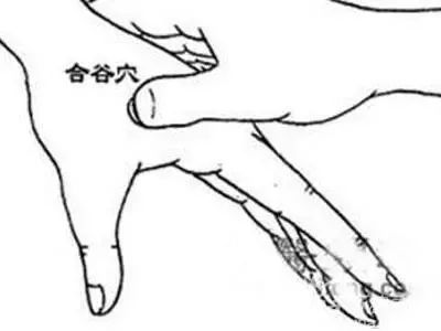 大人发高烧39度巧妙退烧法穴位图,37.5度低烧应按摩哪个穴位退烧图