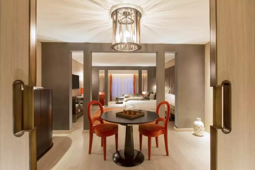 当LVMH、Fendi开始造酒店，安缦都要敬三分