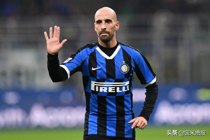 国米签下伊卡尔吗,国米签下阿什利扬