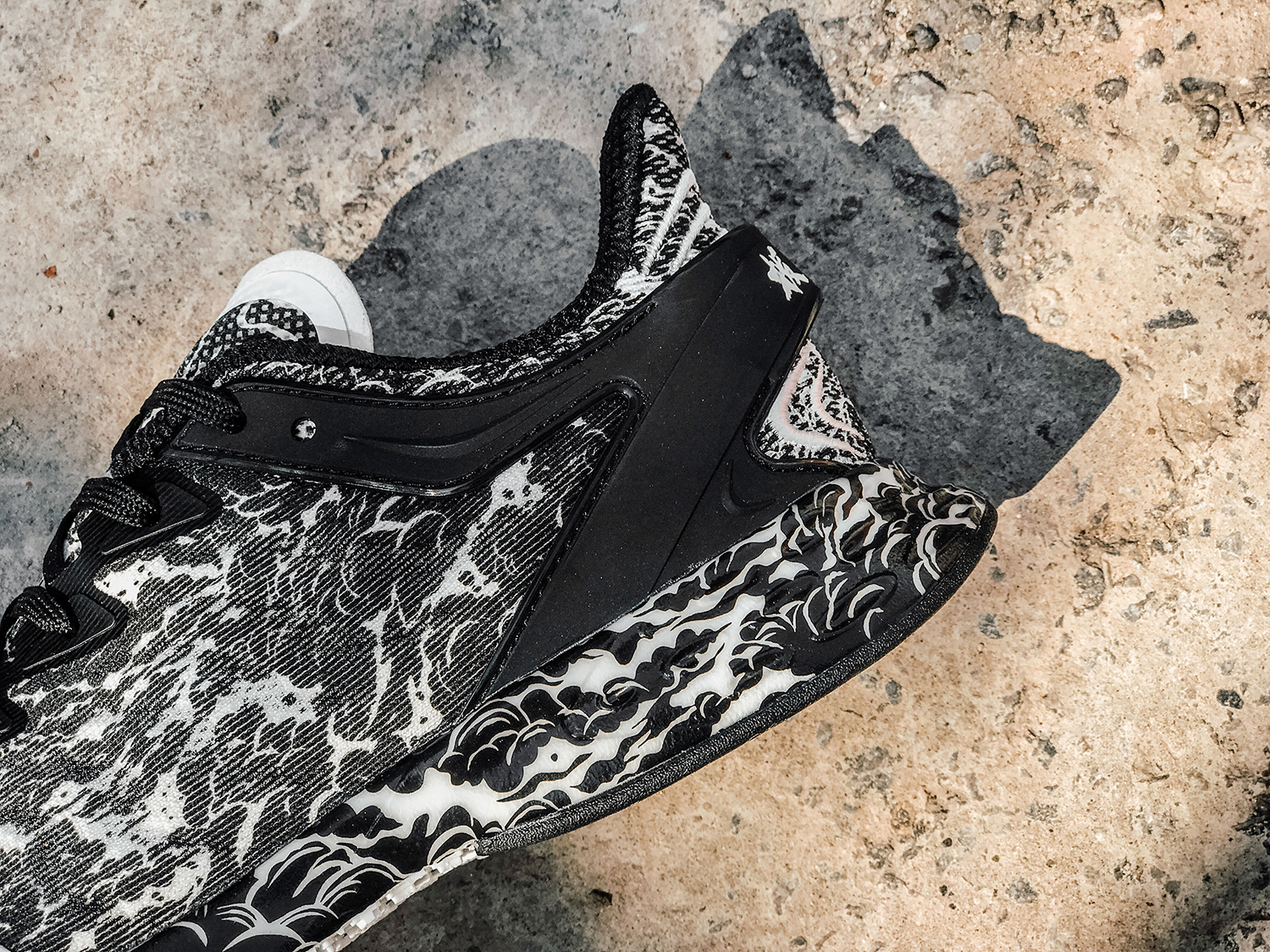 安踏新跑鞋爆料c202,安踏跑步系列全掌气垫低帮跑鞋