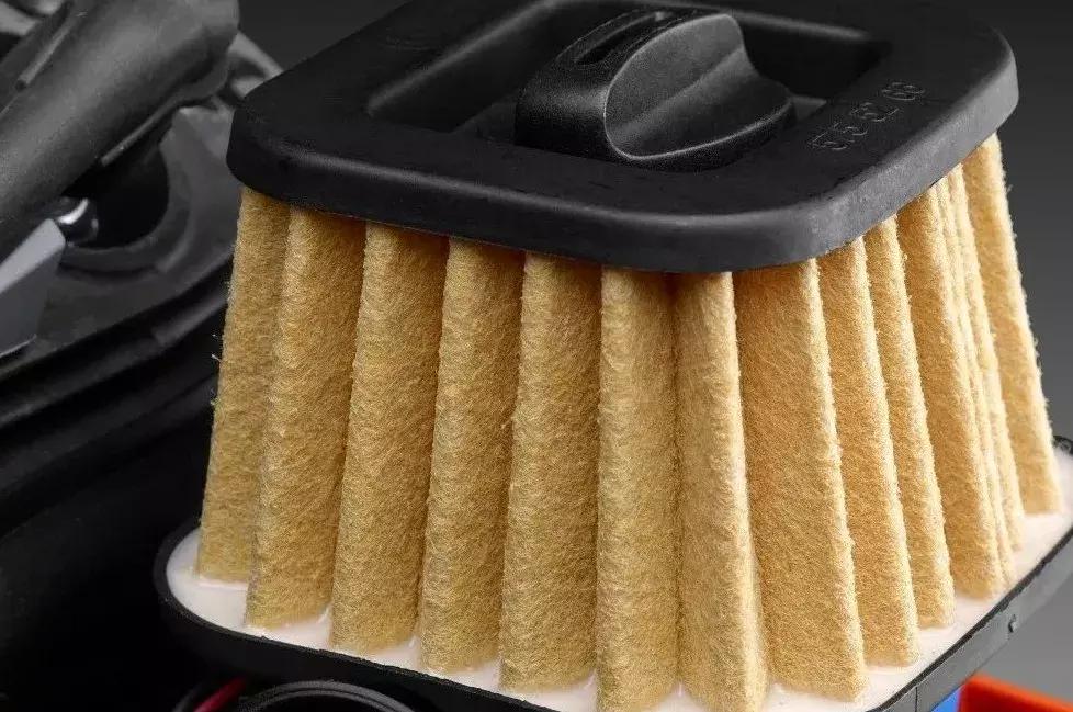 油锯切割几分钟就熄火,油锯切割木料切不整齐