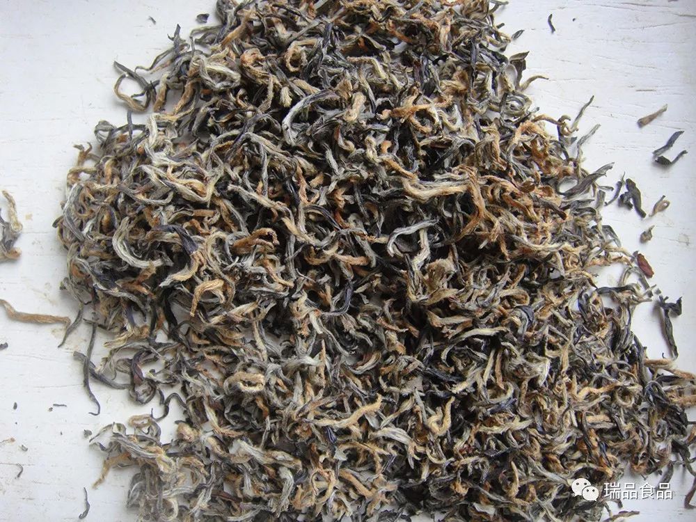 花胶放阴凉的地方还是干燥,买回来的花胶发霉是正常的吗